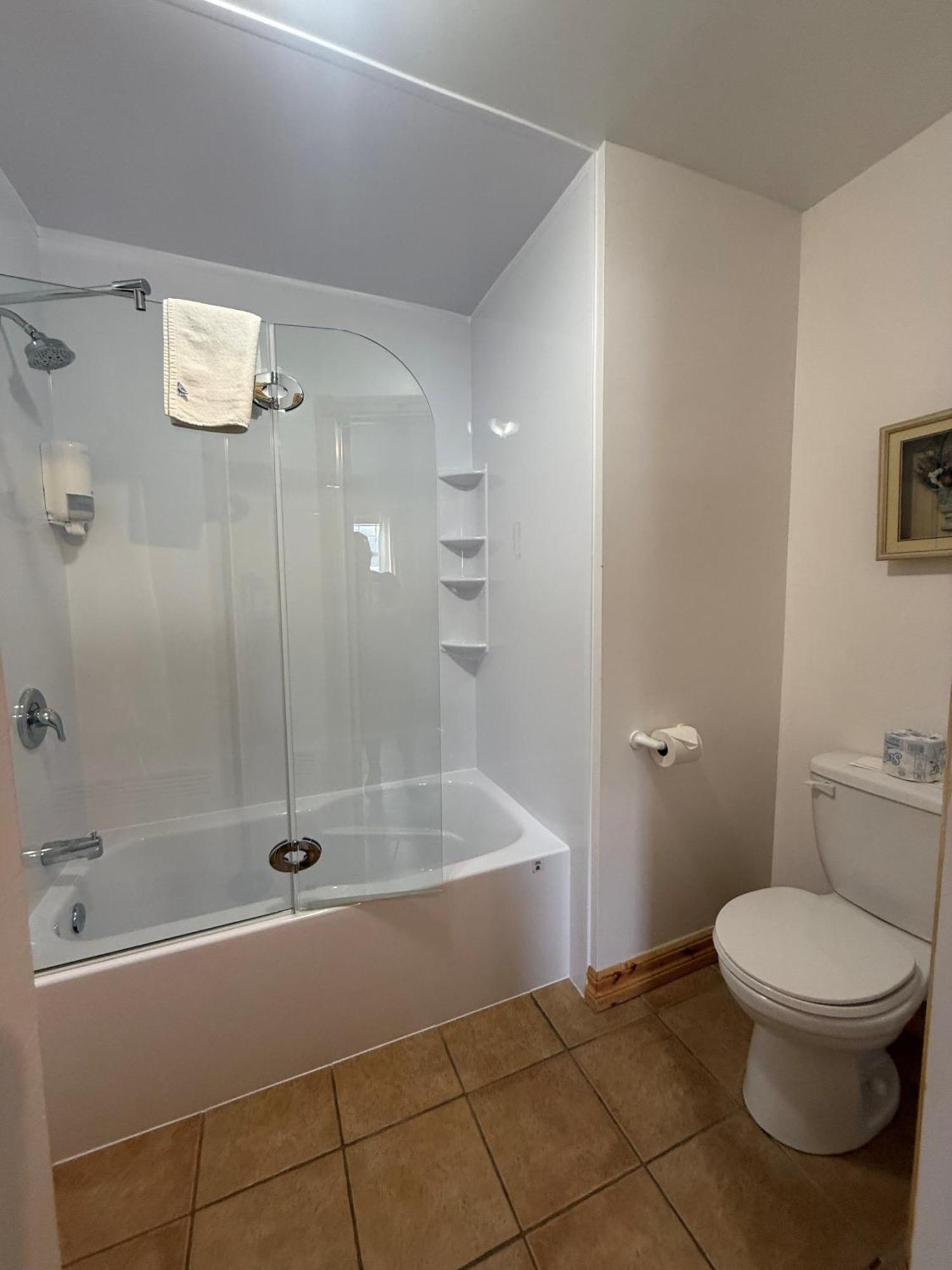 La Galouine Auberge Tadoussac Zewnętrze zdjęcie